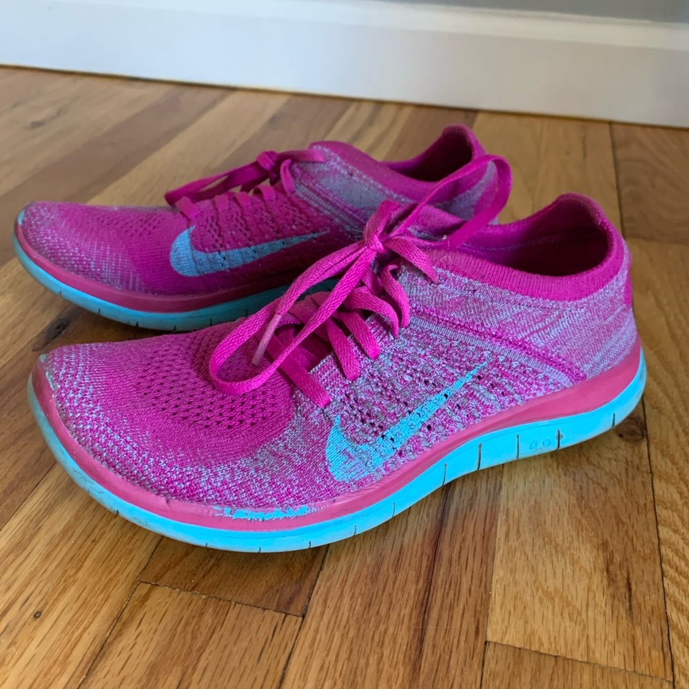 Nike Fly Knit Sneakers